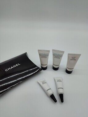 CHANEL BEAUTÉ Hydra Beauty Le Lift Skincare Minis Black Pouch 5 Piece Set NIP